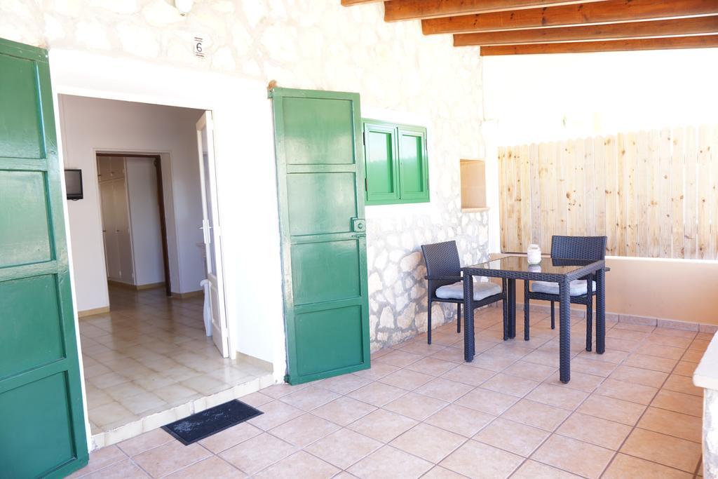 אס קאלו Apartments Campanitx - Astbury Formentera חדר תמונה